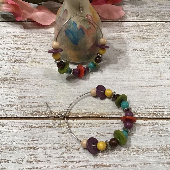 🌞[2/$20.00]🌞 Large Hoops - Picture 4 of 4